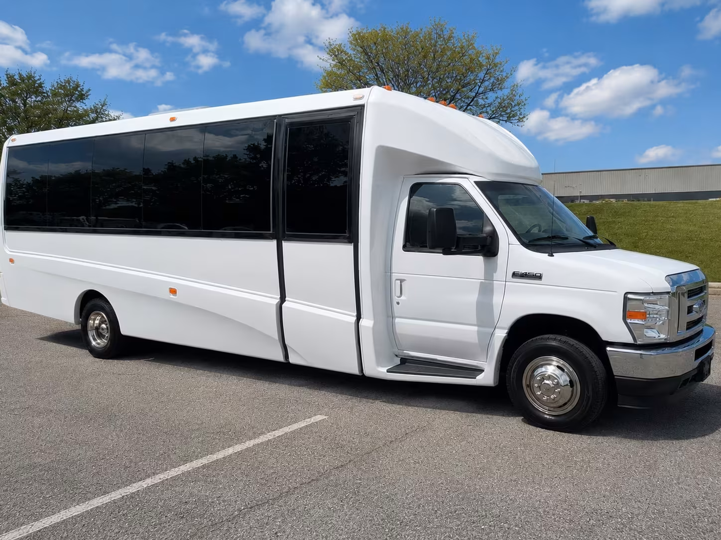 fayetteville 15 passenger minibus rental